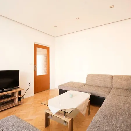 Terasa Capajevova 6 Apartment Kosice