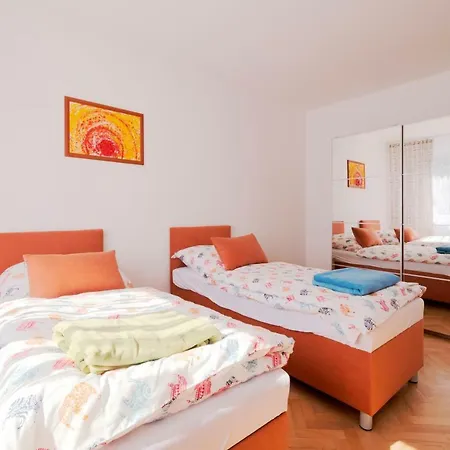 Apartmán Terasa Capajevova 6